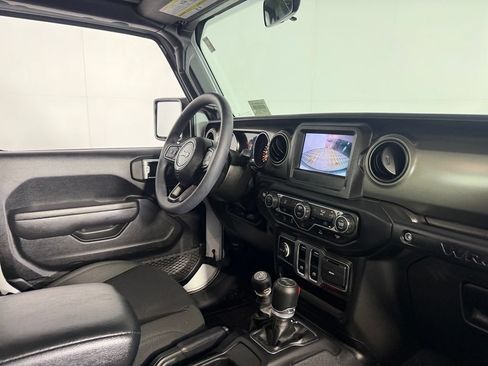 Used 2023 Jeep Wrangler Sport AWD/4WD image 26