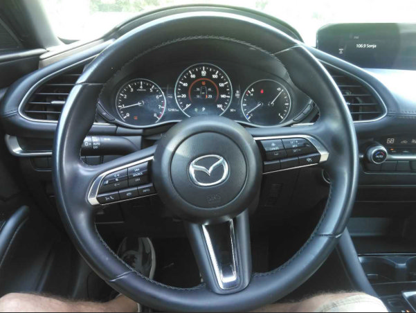 Used 2024 MAZDA MAZDA3 s FWD image 3