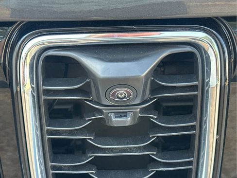 New 2025 Jeep Grand Cherokee Limited w/ Luxury Tech Group II image 11