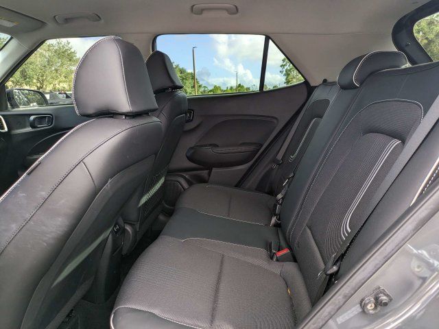 Certified 2024 Hyundai Venue Limited FWD image 14