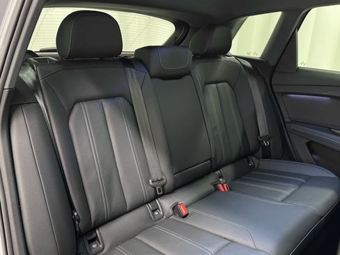 Used 2023 Audi Q4 e-tron Premium w/ Convenience Package image 22