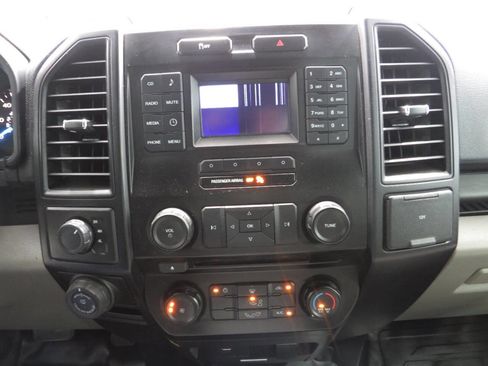Used 2016 Ford F150 XL w/ Equipment Group 101A Mid AWD/4WD image 21