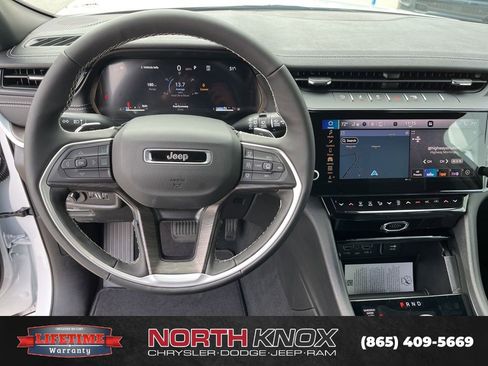 New 2026 Jeep Grand Cherokee L Limited image 8