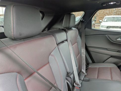 Used 2023 Chevrolet Blazer RS w/ Enhanced Convenience Package image 24