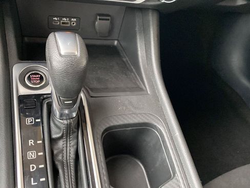 Used 2022 Nissan Sentra SV FWD image 27