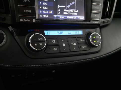 Used 2018 Toyota RAV4 XLE w/ Plus Extra Value Package AWD/4WD image 23