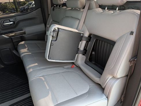 Used 2020 Chevrolet Silverado 1500 LT Trail Boss image 23