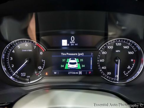 Certified 2023 Cadillac XT5 Premium Luxury AWD/4WD image 11