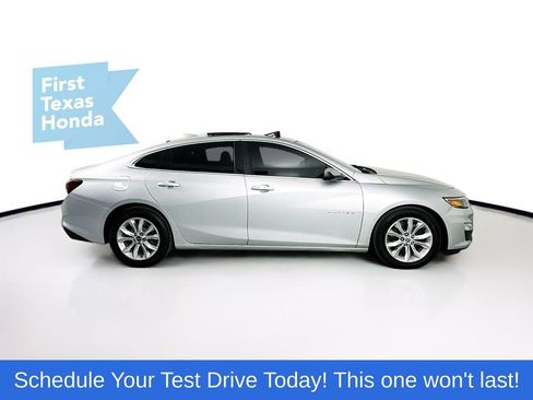 Used 2019 Chevrolet Malibu Hybrid w/ Leather Package image 10