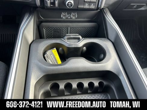 New 2026 RAM 1500 Big Horn AWD/4WD image 40