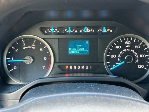 Used 2016 Ford F150 XLT image 35