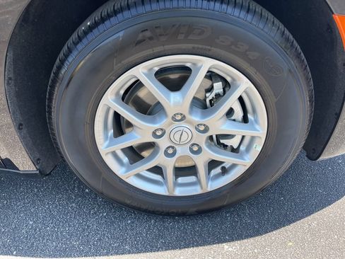 Used 2026 Chrysler Pacifica Select FWD image 24