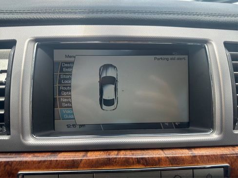 Used 2011 Jaguar XF RWD image 19