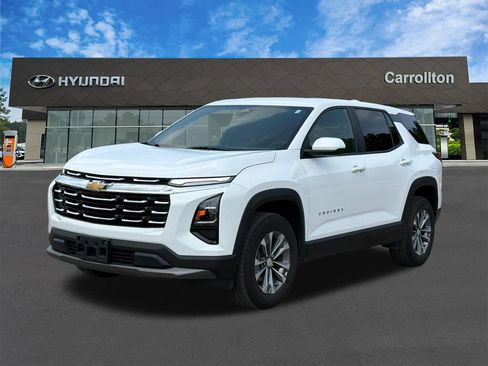Used 2025 Chevrolet Equinox LT FWD image 1