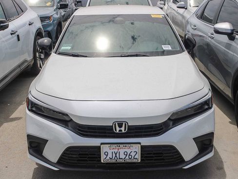Used 2024 Honda Civic Sport image 3