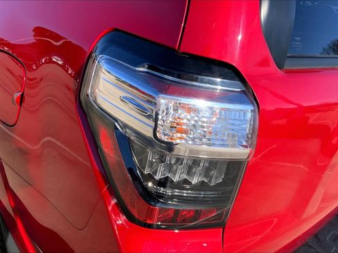 Used 2024 Toyota 4Runner SR5 Premium image 27