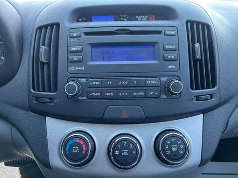 Used 2008 Hyundai Elantra SE image 28