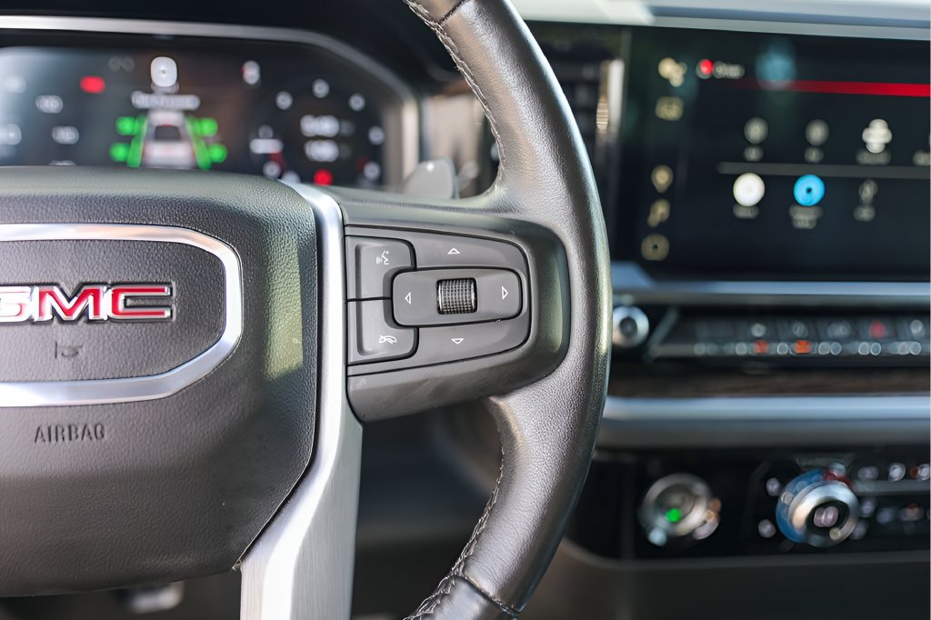 Used 2022 GMC Sierra 1500 Elevation RWD image 15