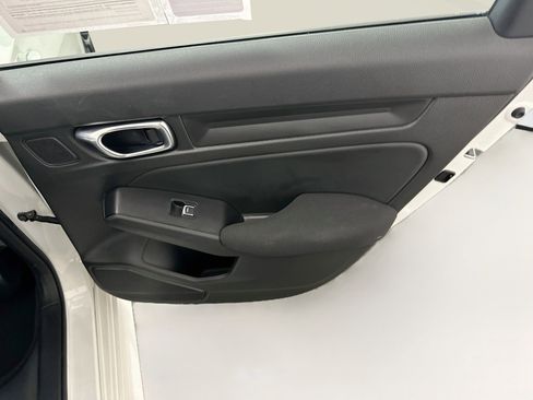 Used 2025 Honda Civic Sport image 30