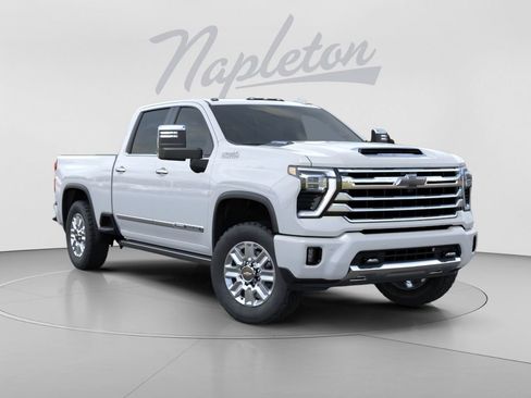 New 2026 Chevrolet Silverado 3500 High Country w/ High Country Premium Package AWD/4WD image 2