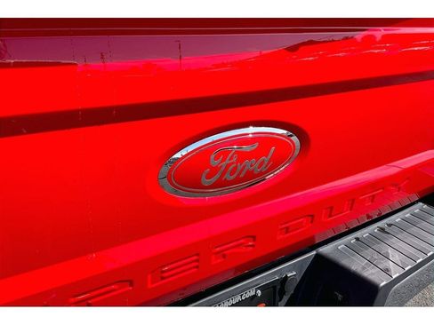 Used 2021 Ford F350 Lariat w/ Lariat Ultimate Package AWD/4WD image 33