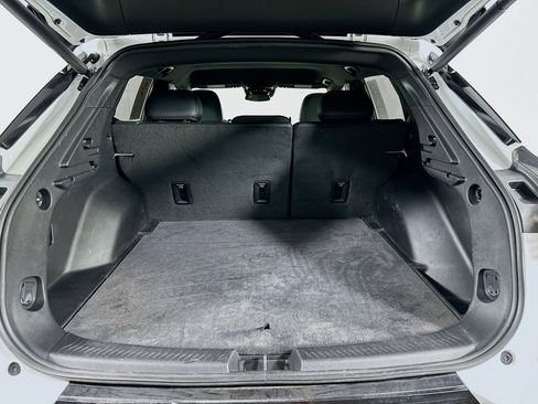 Used 2024 Chevrolet Equinox EV LT FWD image 27