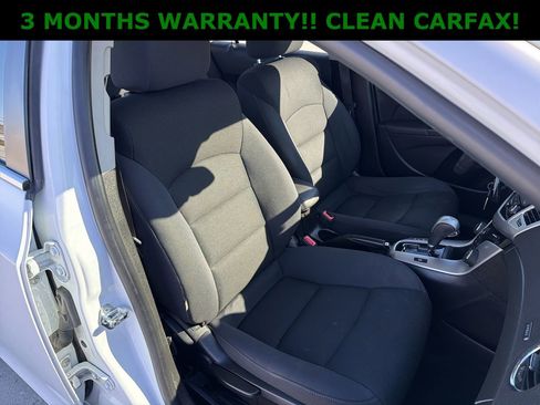 Used 2016 Chevrolet Cruze LT image 19