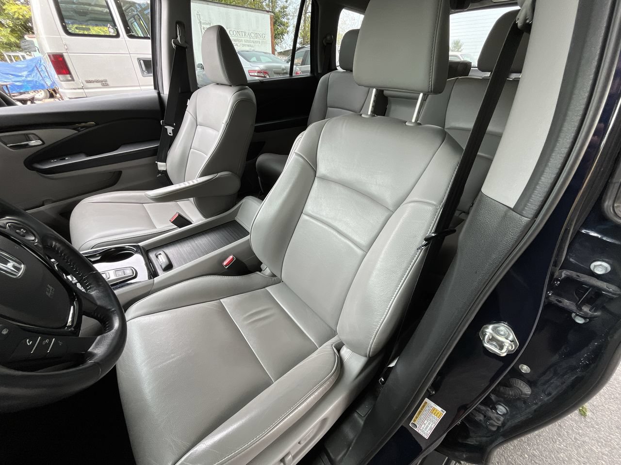 Used 2018 Honda Pilot Touring image 5
