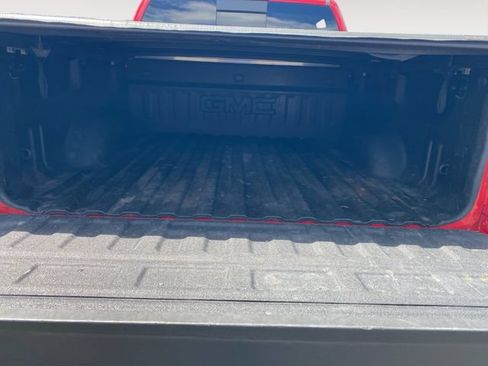 Used 2018 GMC Sierra 1500 SLT AWD/4WD image 31