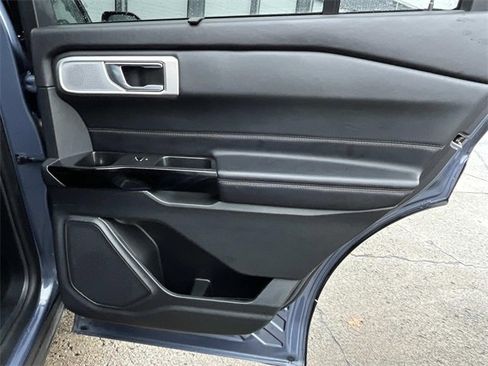 Used 2021 Ford Explorer Platinum w/ Equipment Group 601A image 24