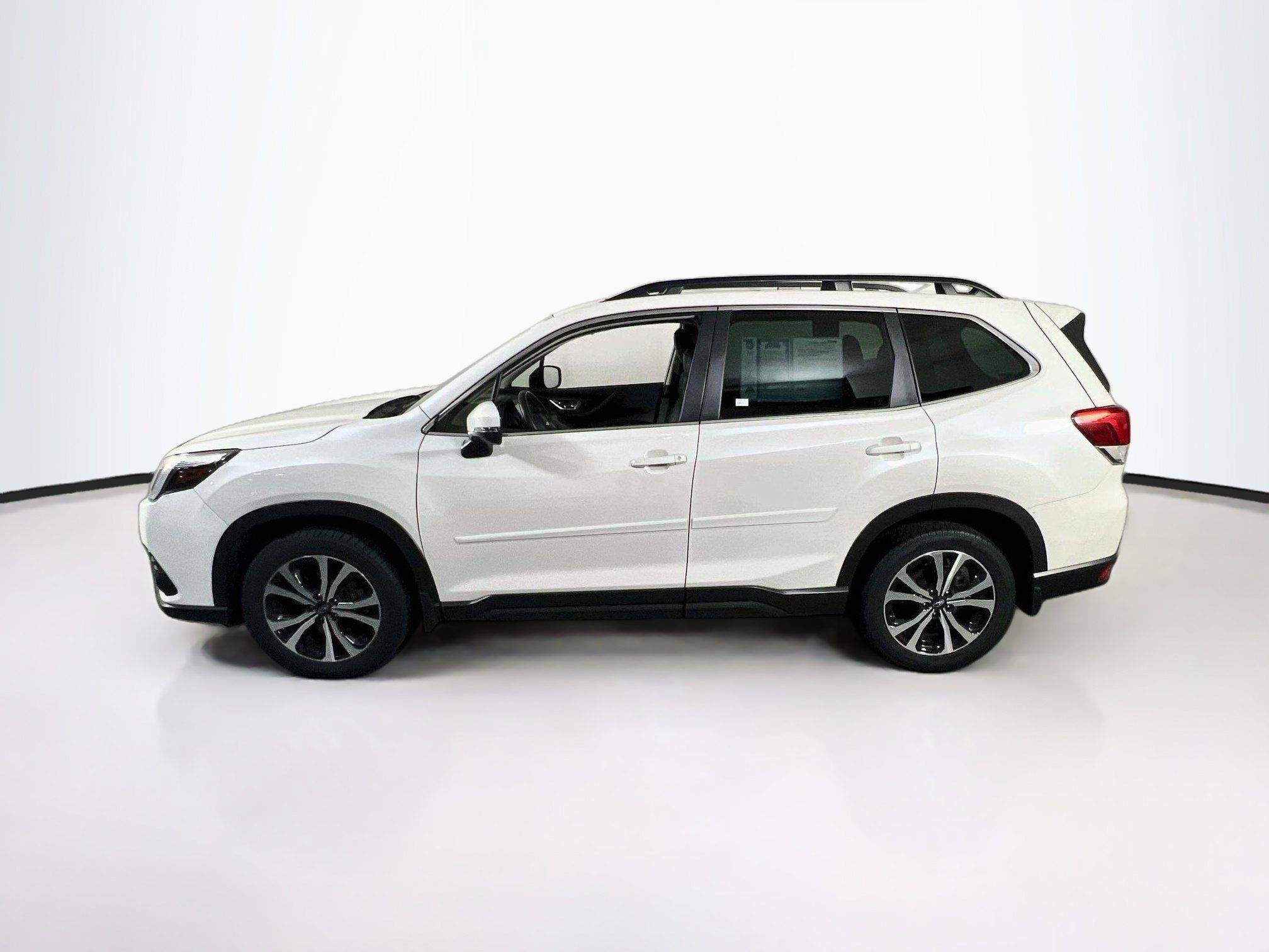 Used 2023 Subaru Forester Limited AWD/4WD image 8