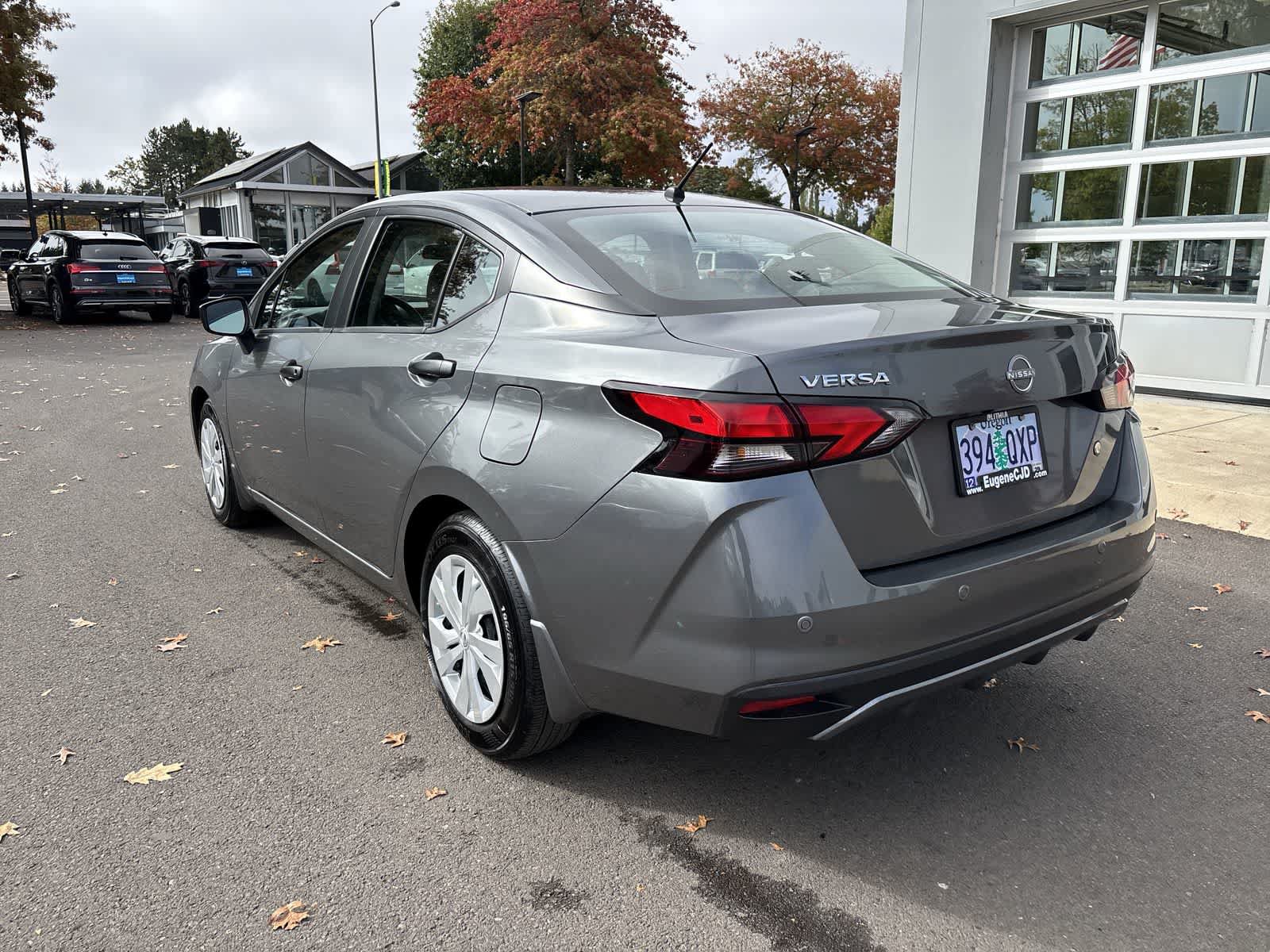 Used 2025 Nissan Versa S w/ Trunk Package FWD image 3