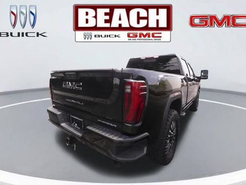 Used 2026 GMC Sierra 2500 Denali Ultimate AWD/4WD image 3