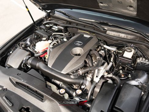 Used 2018 Lexus IS 300 F Sport w/ F Sport Package image 46