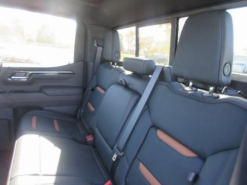 New 2026 GMC Sierra 1500 AT4 w/ AT4 Premium Package image 15