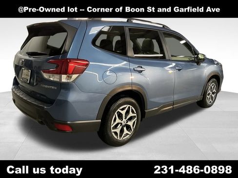 Used 2019 Subaru Forester Premium image 5