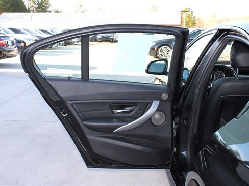 Used 2013 BMW 335i xDrive Sedan image 32