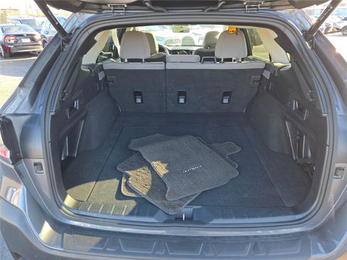 Used 2023 Subaru Outback Premium image 18