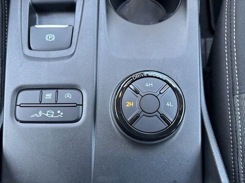 Used 2024 Ford Ranger XLT w/ FX4 Off-Road Package image 38