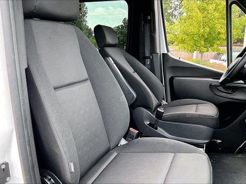 Used 2026 Mercedes-Benz Sprinter 2500 image 26