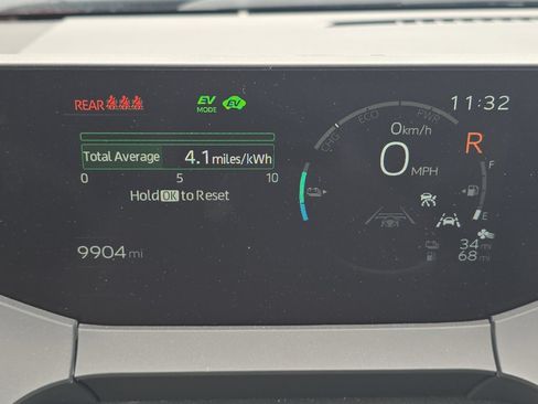 Used 2026 Toyota Prius Plug-In Hybrid FWD image 11
