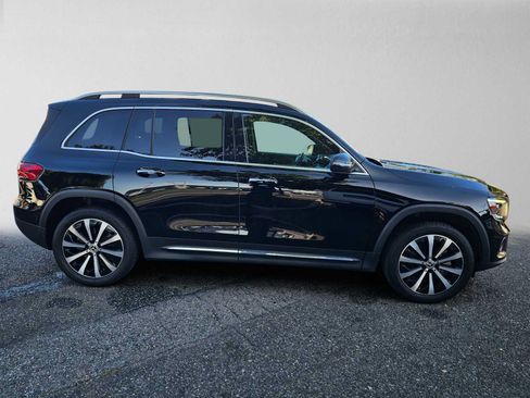 Certified 2023 Mercedes-Benz GLB 250 image 2