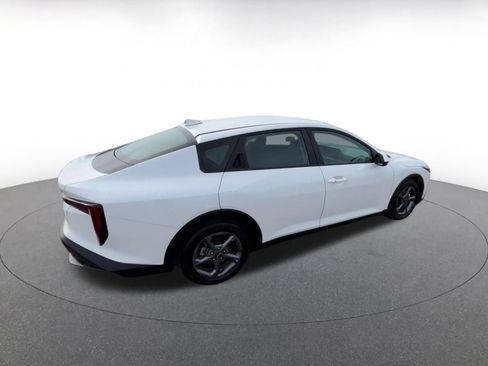 Used 2025 Kia K4 FWD image 15