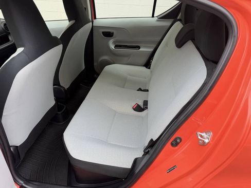 Used 2013 Toyota Prius C One FWD image 19