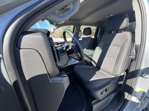 Used 2024 GMC Sierra 1500 Elevation w/ X31 Off-Road Package image 11