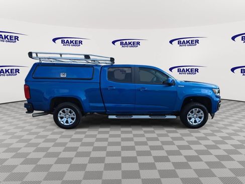 Certified 2022 Chevrolet Colorado LT w/ Luxury Package AWD/4WD image 4