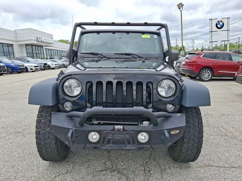 Used 2015 Jeep Wrangler Sport AWD/4WD image 2