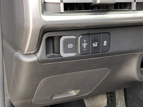 Used 2025 Hyundai Santa Fe SEL FWD image 12