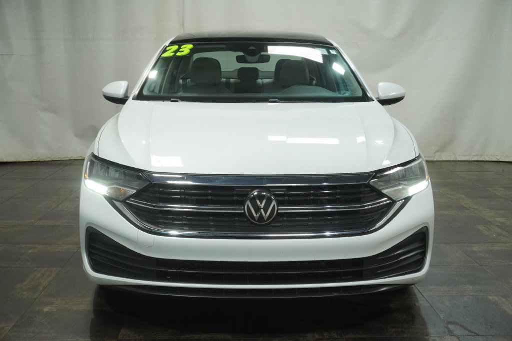 Used 2023 Volkswagen Jetta SE FWD image 7