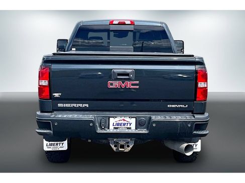 Used 2018 GMC Sierra 3500 Denali w/ Duramax Plus Package AWD/4WD image 5